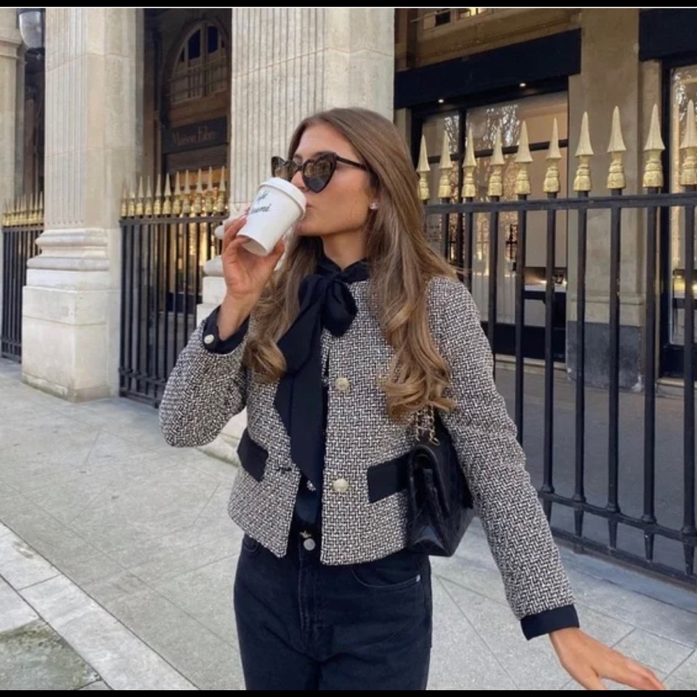 Zara Bow Trimmed Textured Blazer